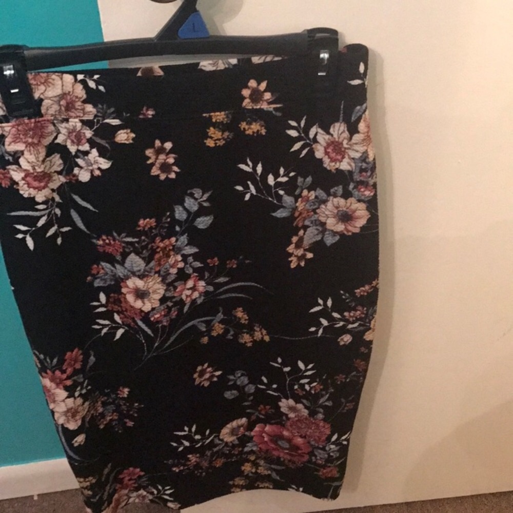Iris skirt
